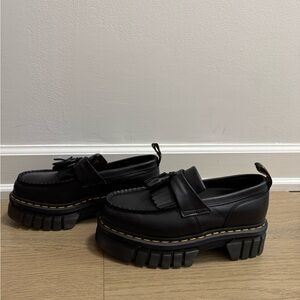 Brand new doc martens audrick Napa lux platform boots size 7